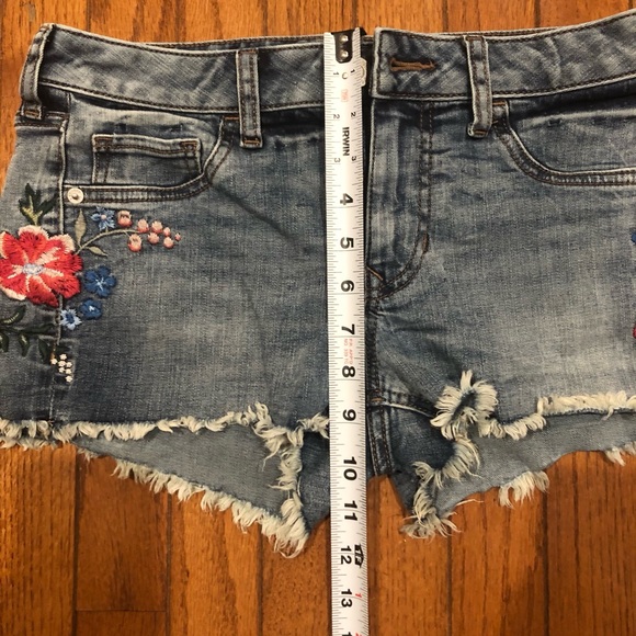 Express Jean shortie - Picture 7 of 8